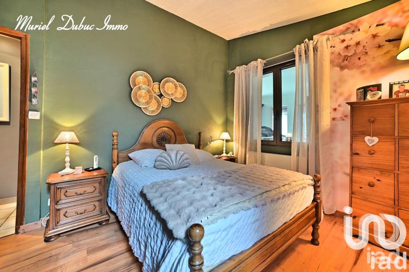 Maison - 249 m² - 8 pièces