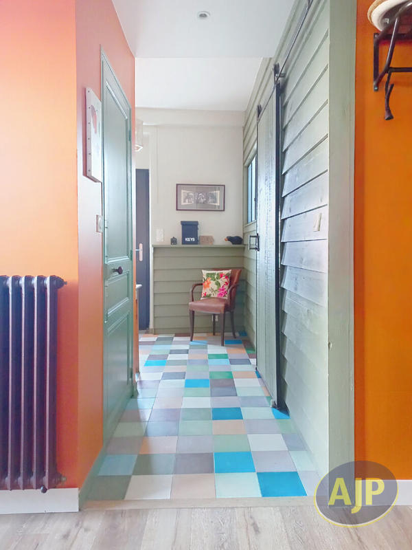 Maison - 169 m² - 8 pièces