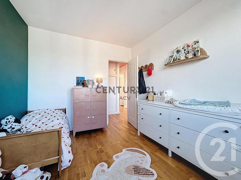 Appartement - 82 m² - 5 pièces