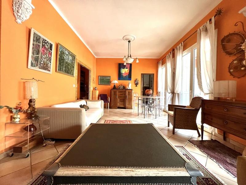 Maison de ville - 245 m² - 5 pièces
