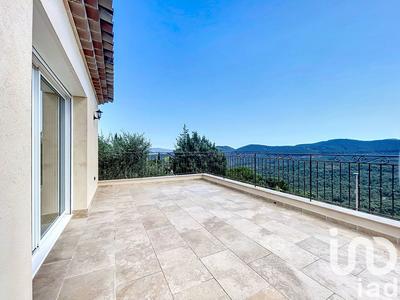 Maison - 257 m² - 10 pièces