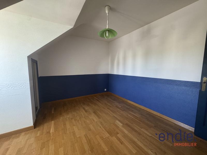 Maison - 121 m² - 6 pièces