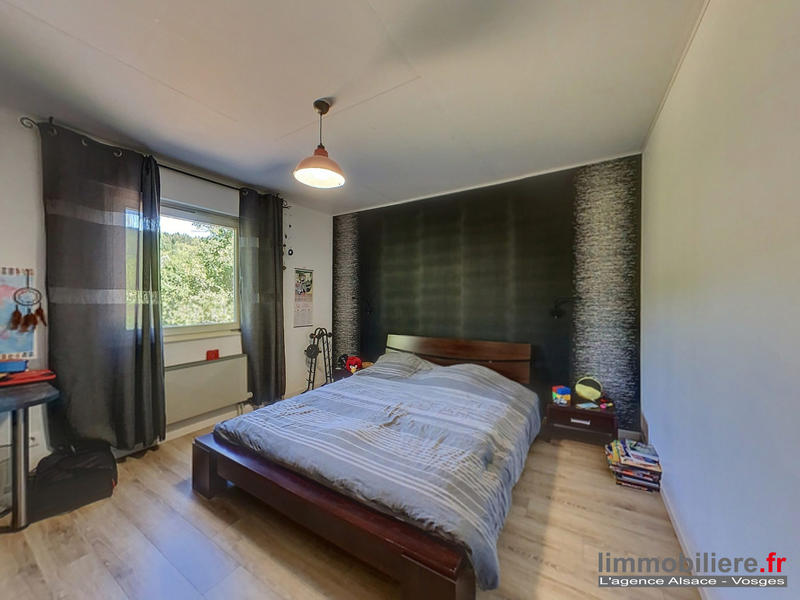 Maison - 230 m² - 11 pièces