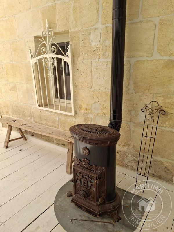 Maison ancienne - 310 m² - 12 pièces