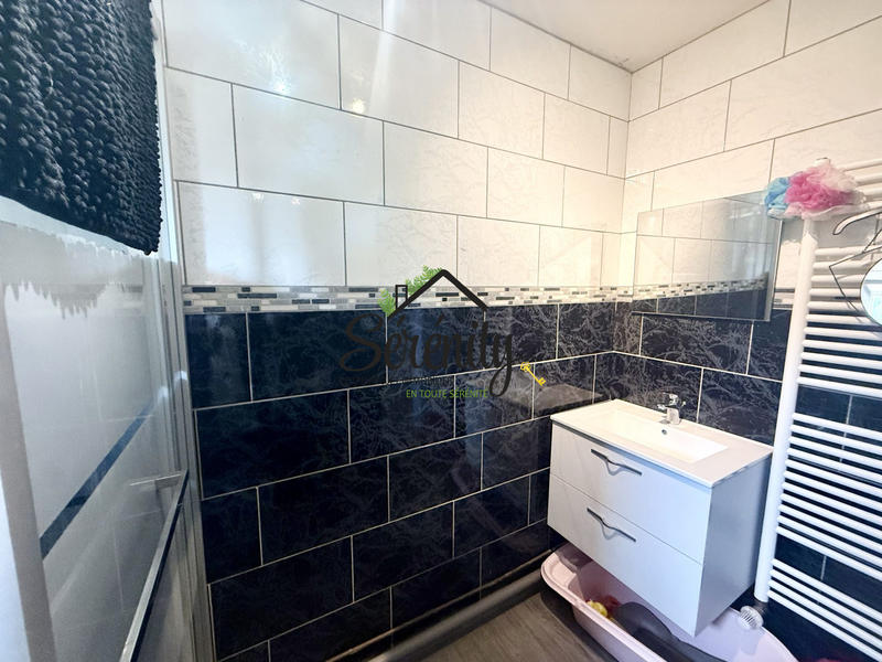 Maison - 125 m² - 7 pièces