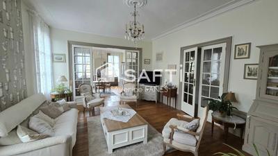 Appartement - 120 m² - 5 pièces