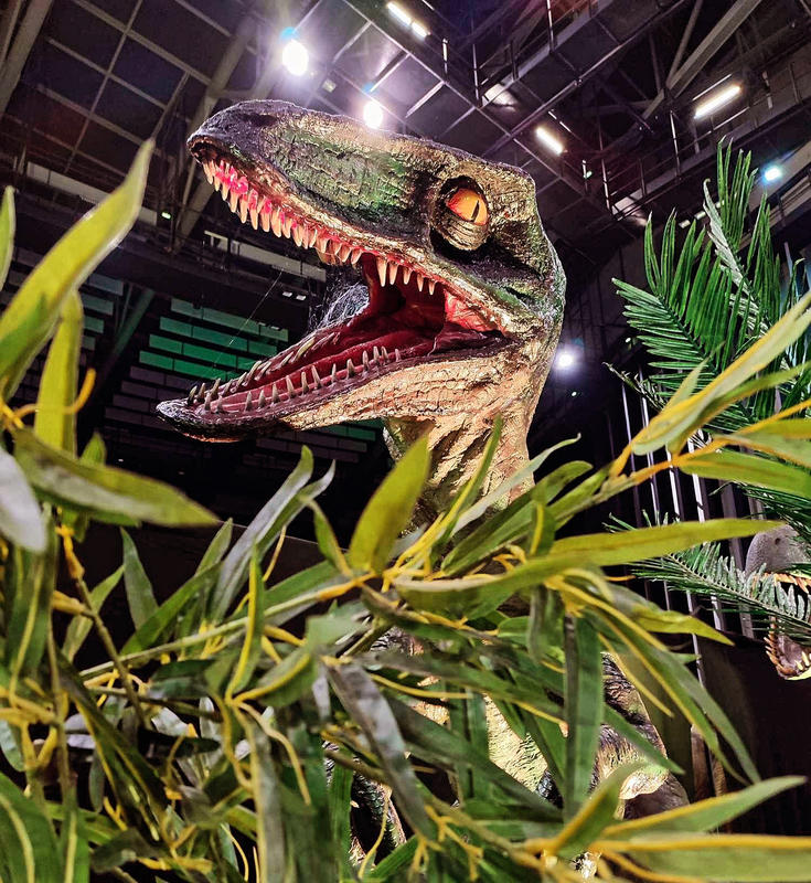 Le monde est Dinosaures