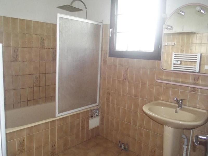 Maison - 92 m² - 5 pièces