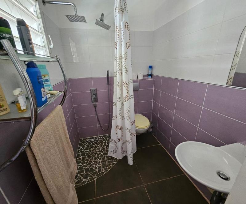 Villa - 121 m² - 8 pièces