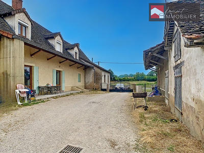 Maison - 107 m² - 5 pièces