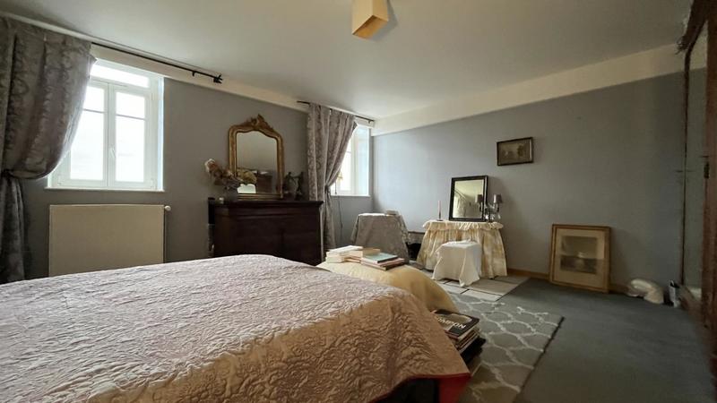 Appartement - 142 m² - 4 pièces