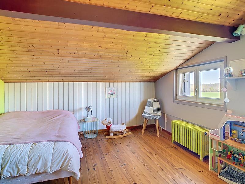 Maison - 256 m² - 10 pièces