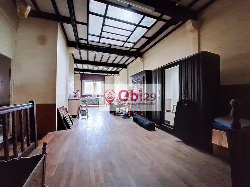 Immeuble - 139 m² - 11 pièces