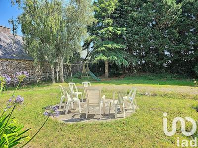 Maison - 211 m² - 8 pièces