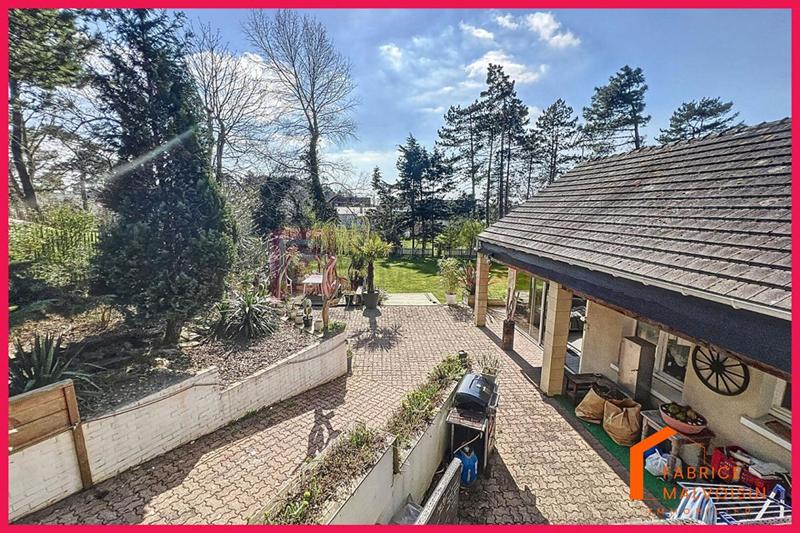 Maison - 99 m² - 4 pièces