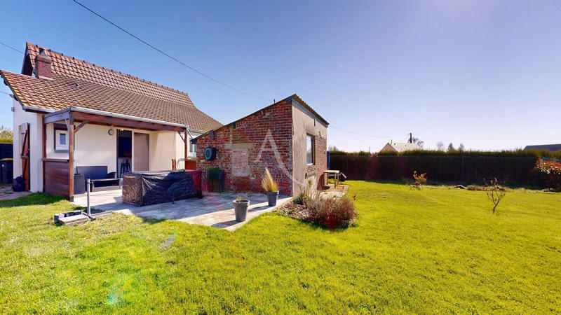 Maison - 95 m² - 5 pièces