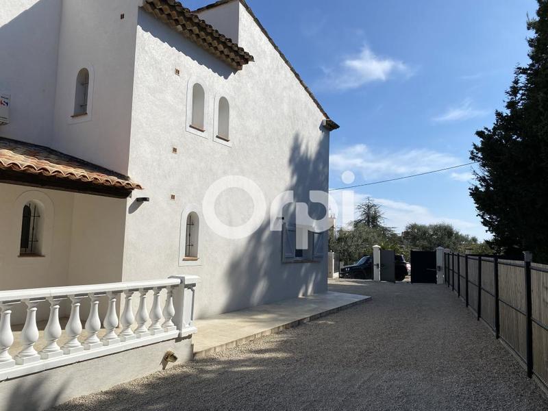 Duplex - 172 m² - 6 pièces