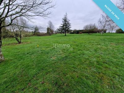 Terrain constructible - 1 627 m²