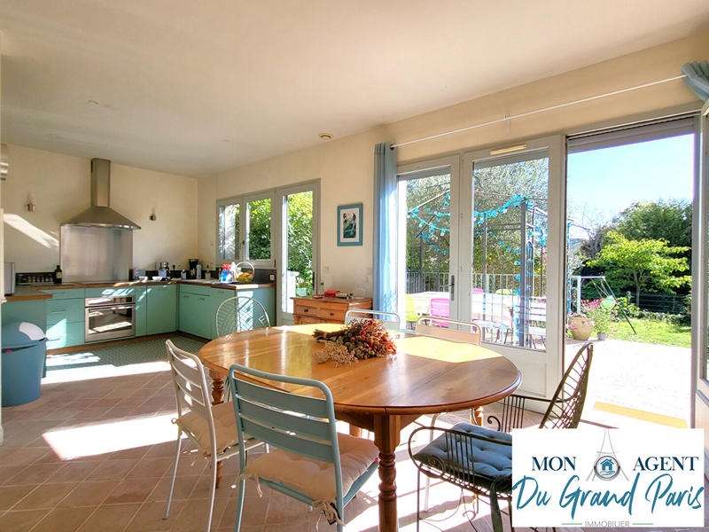 Maison - 156 m² - 7 pièces