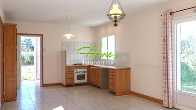 Maison - 183 m² - 6 pièces