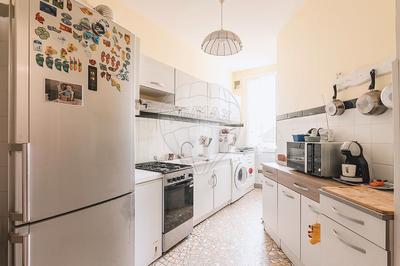 Appartement - 81 m² - 3 pièces