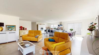 Maison - 120 m² - 5 pièces