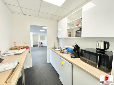 Bureau - 110 m²