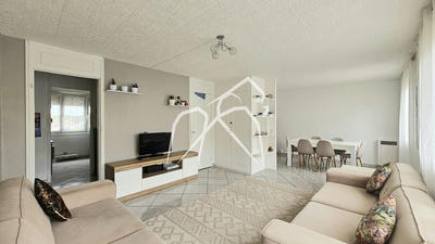 Appartement - 80 m² - 4 pièces