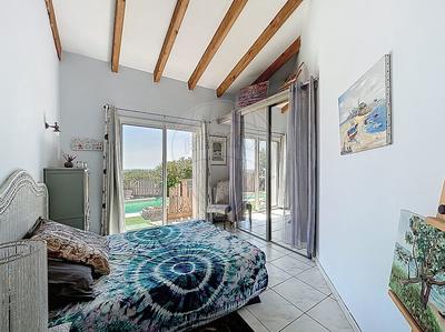 Maison - 180 m² - 6 pièces