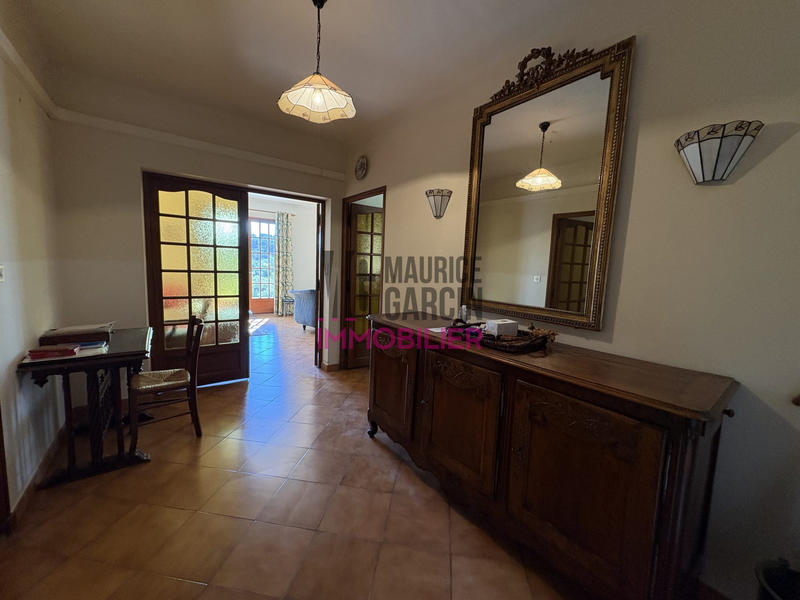 Maison - 200 m² - 7 pièces