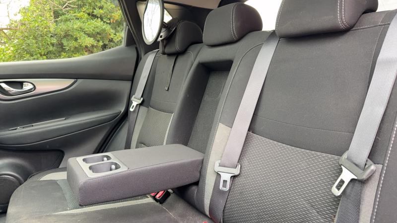 Nissan Qashqai II 1.3 Dig-T 140 Acenta