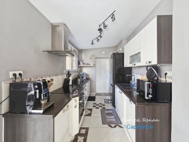 Maison - 105 m² - 6 pièces