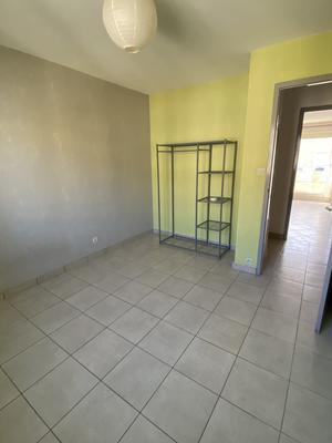 Appartement - 64 m² - 4 pièces