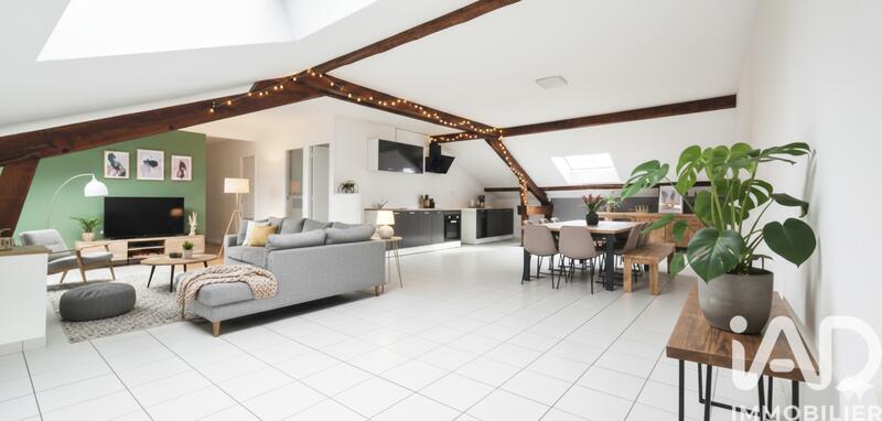 Appartement - 80 m² - 4 pièces