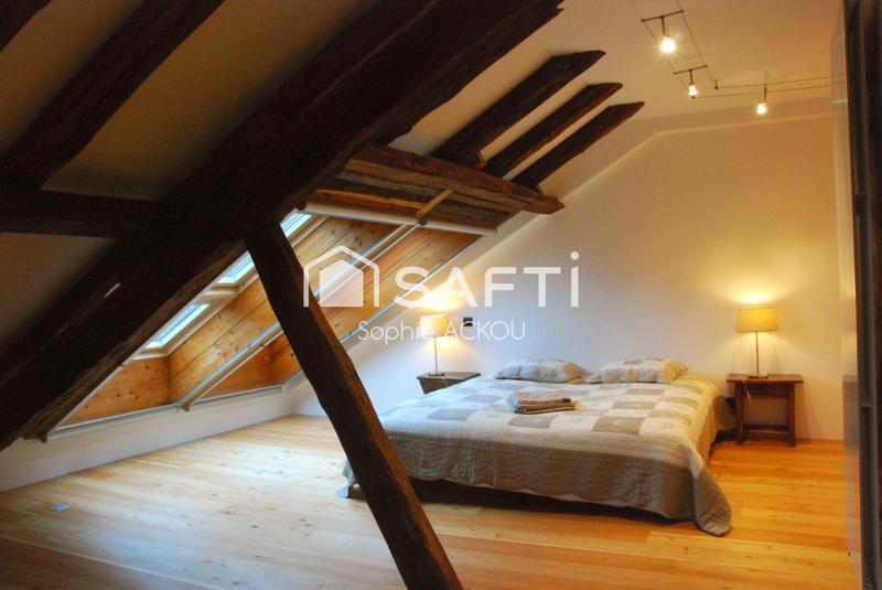 Maison - 450 m² - 11 pièces