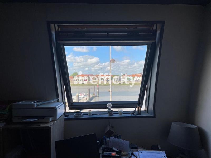 Immeuble - 130 m² - 7 pièces