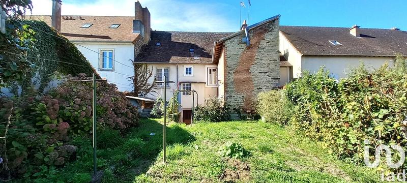 Maison de ville - 201 m² - 9 pièces