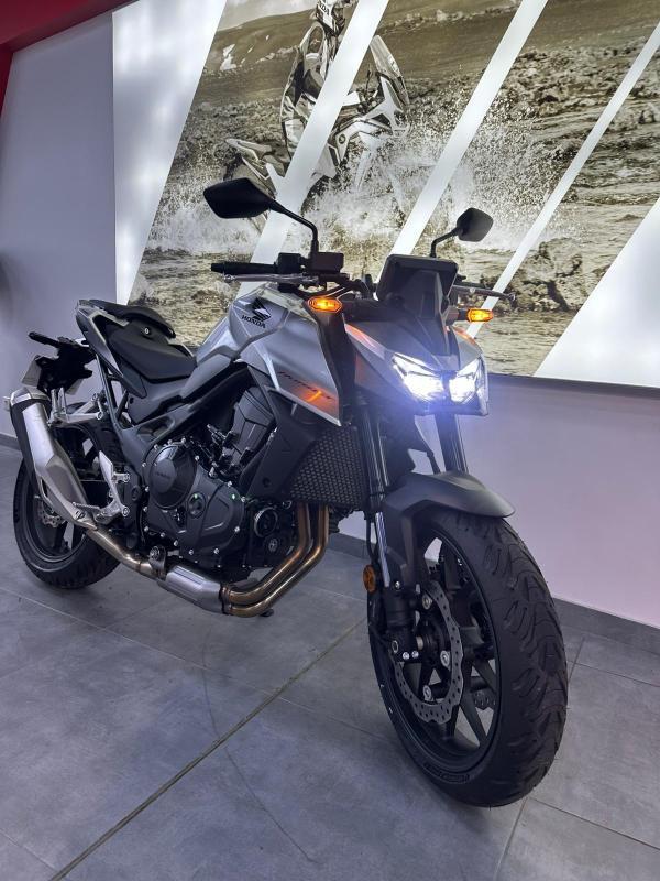 Honda Hornet 750 A2