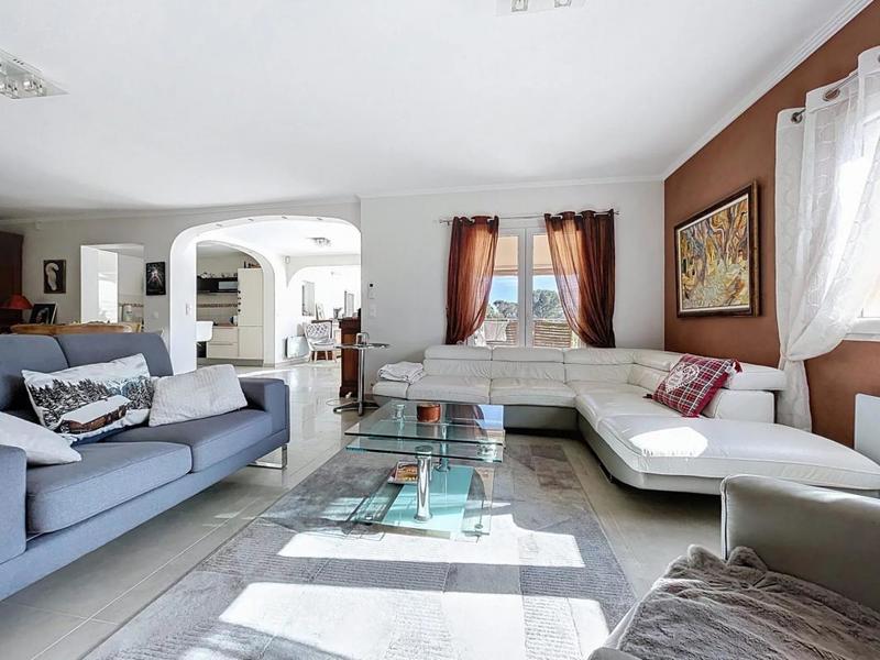 Villa - 184 m² - 4 pièces