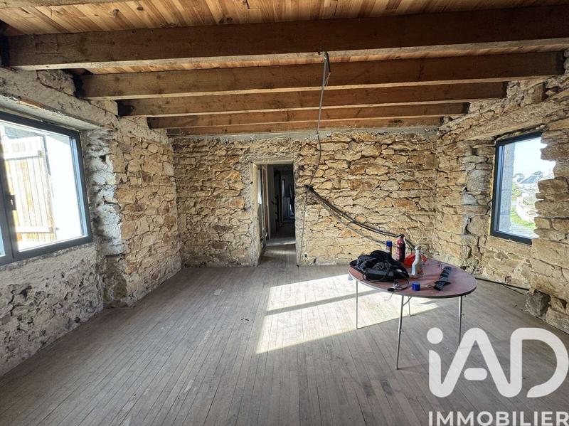 Maison - 200 m² - 6 pièces