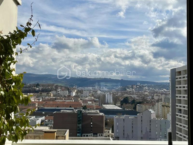 Appartement - 76 m² - 4 pièces