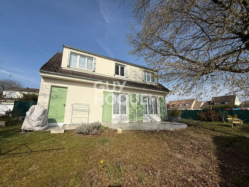 Maison - 107 m² - 6 pièces