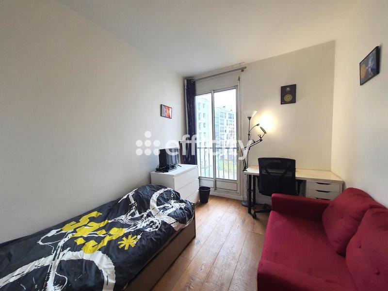 Appartement - 80 m² - 5 pièces