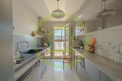 Appartement - 77 m² - 4 pièces