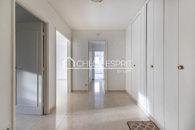 Appartement - 81 m² - 4 pièces