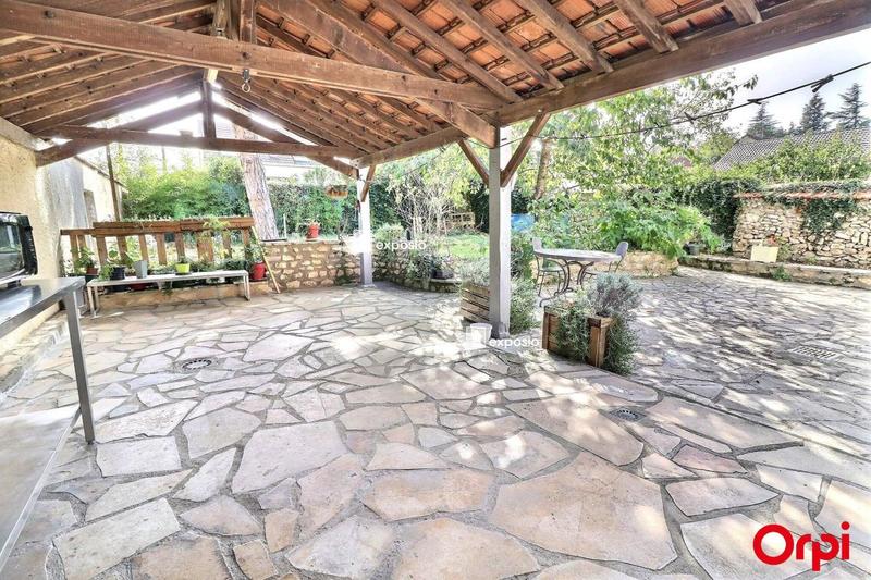 Maison - 189 m² - 7 pièces