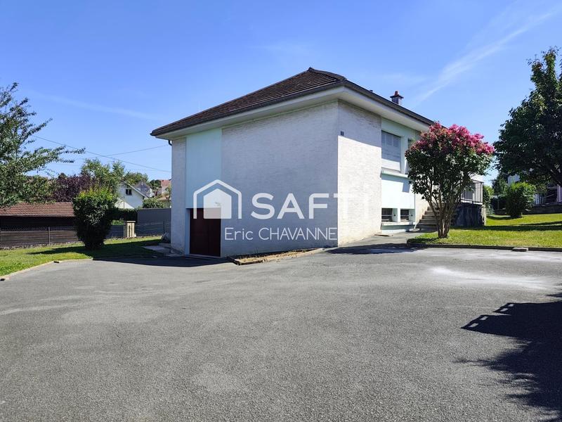 Maison - 93 m² - 4 pièces