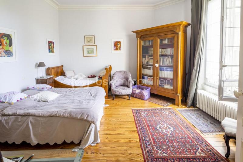 Maison d'architecte - 272 m² - 11 pièces