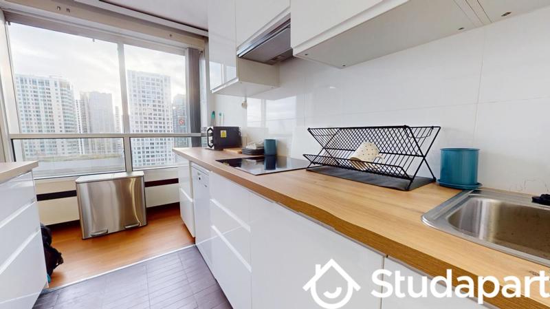 Chambre - 9 m² - 1 pièce