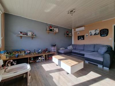 Maison de village - 100 m² - 4 pièces